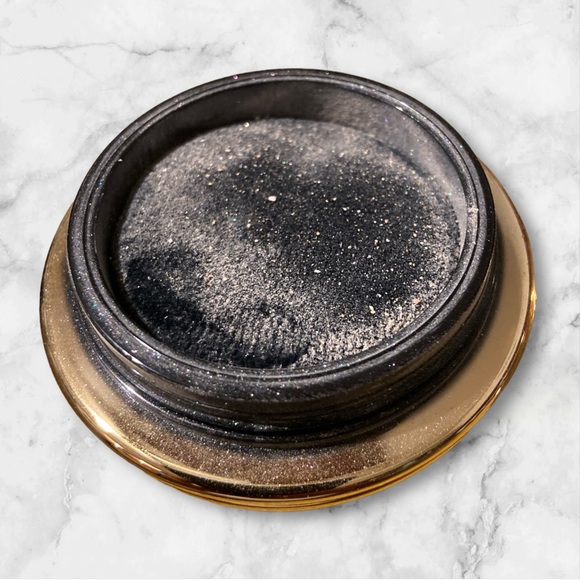 Guerlain Météorites “Gold Pearl” Light-Revealing Pearls of Powder – Limited Edit - Picture 5 of 6